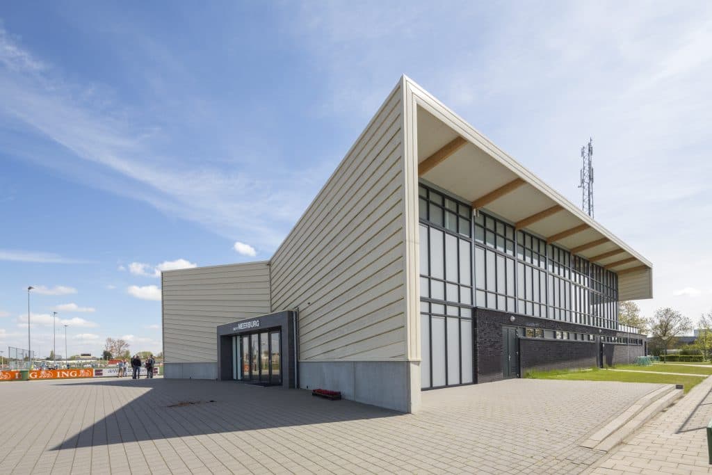 Waterschade en clubhelden