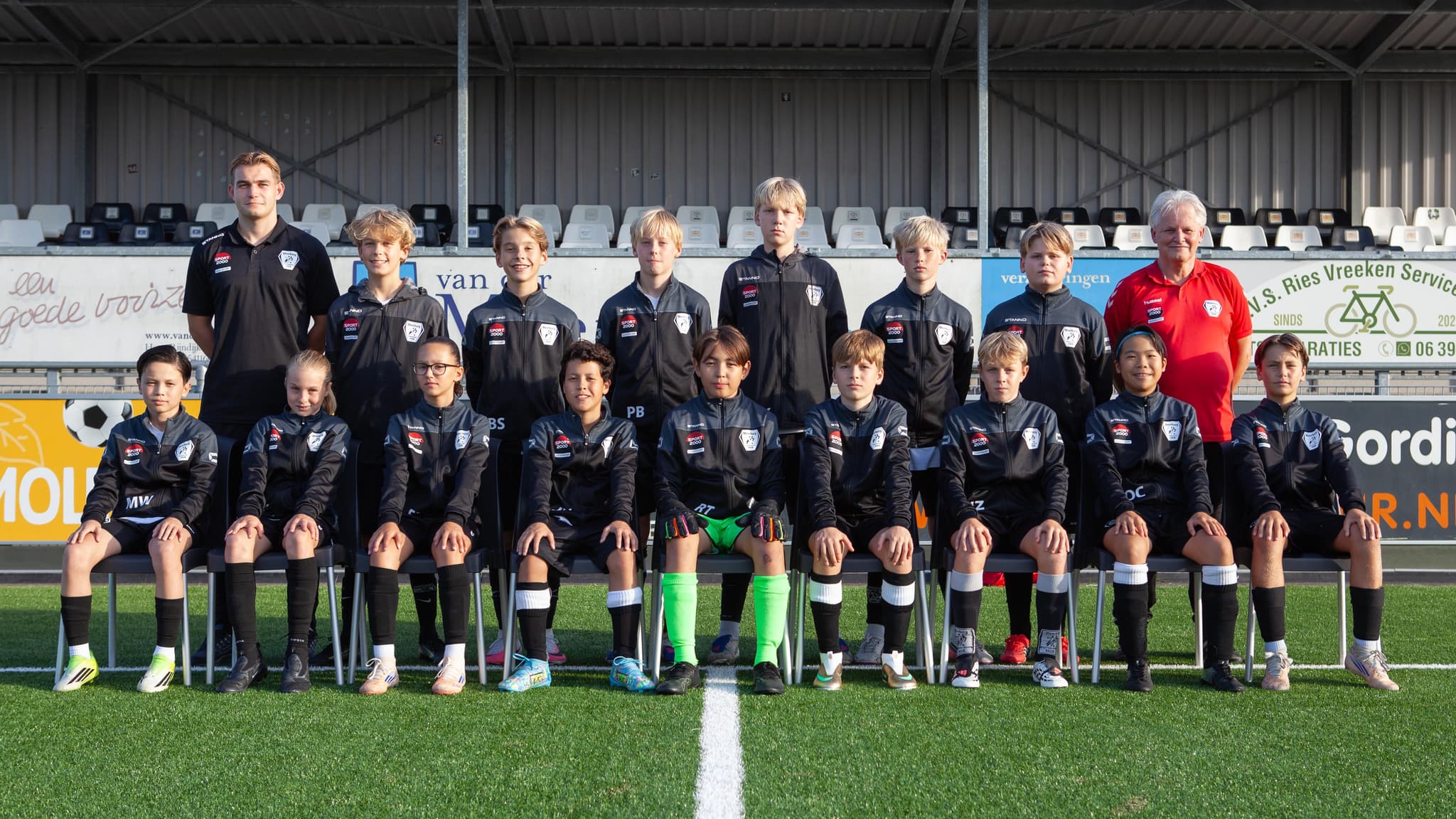 Meerburg O13-1: twee foto’s, één team